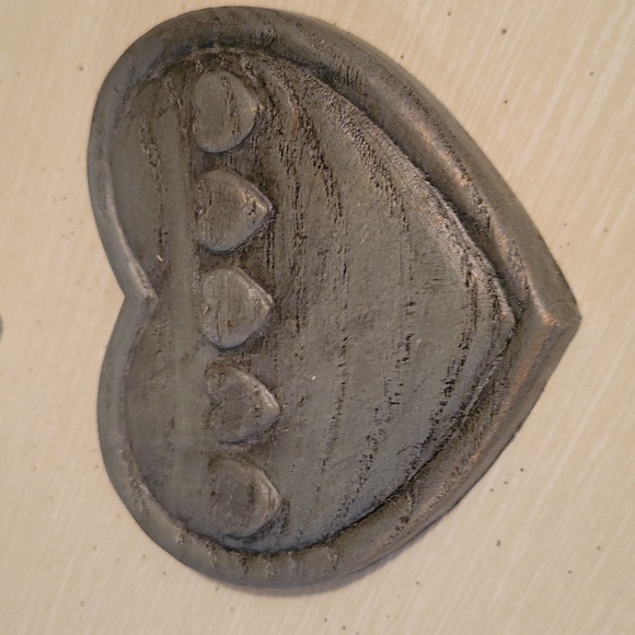 Heart craft adornments - Picture 3 of 4